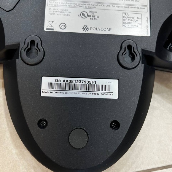 Polycom SoundStation 2W 1.9GHz DECT 6.0 Wireless Conference Phone 2201-67800-160 - Picture 7 of 9